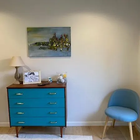 A 2 Min A Pied De La ヴィラ *