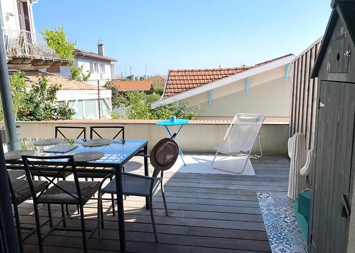 à 2 Min à Pied De La